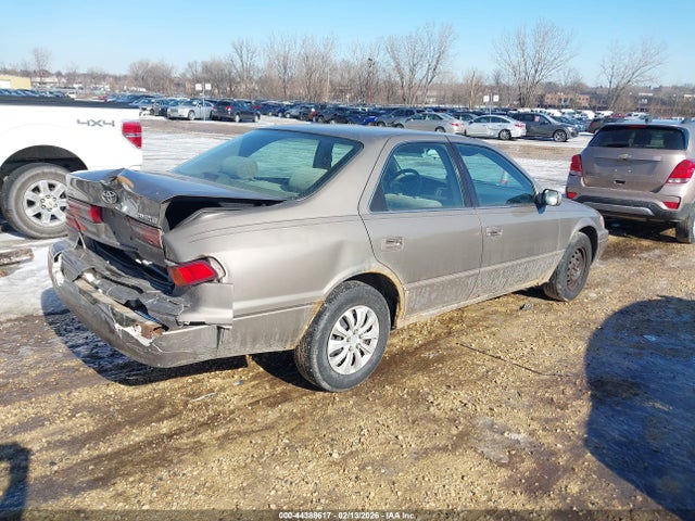 1999 TOYOTA CAMRY 4T1BG28KXXU574111 Photo 3