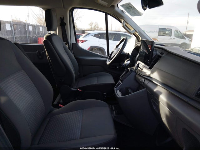 1FBAX2Y83NKA83798 Ford Transit-350 Passenger Van Xlt