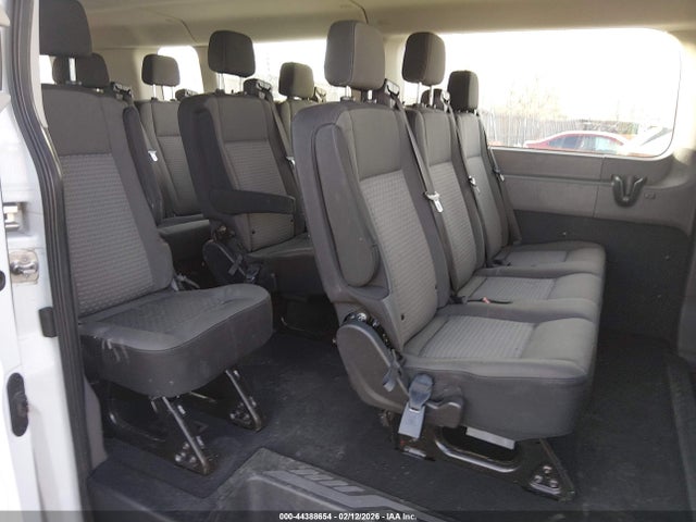 1FBAX2Y83NKA83798 Ford Transit-350 Passenger Van Xlt