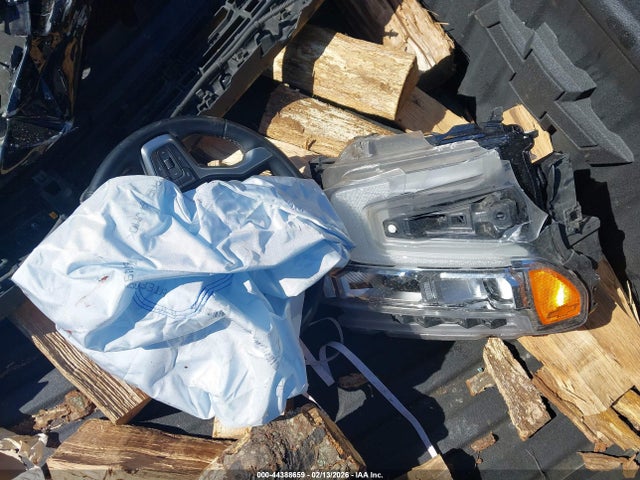 2023 Chevrolet Silverado 1500 4wd  Short Bed Rst მანქანა იყიდება აუქციონზე, vin: 1GCUDEEL1PZ301470, აუქციონის ნომერი: 44388659