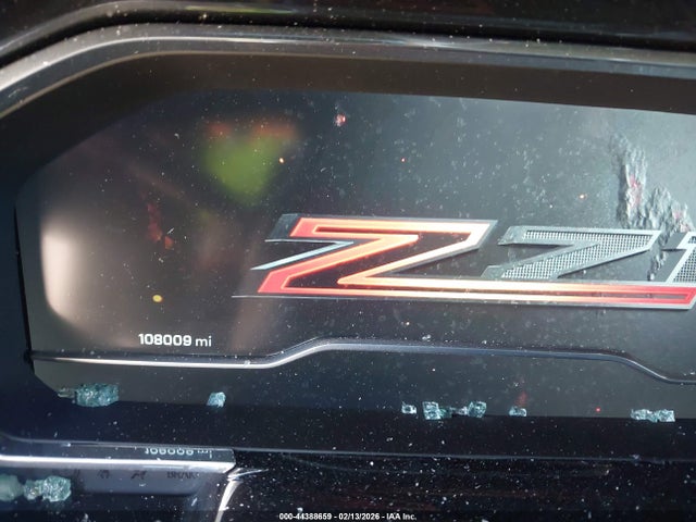 2023 Chevrolet Silverado 1500 4wd  Short Bed Rst მანქანა იყიდება აუქციონზე, vin: 1GCUDEEL1PZ301470, აუქციონის ნომერი: 44388659