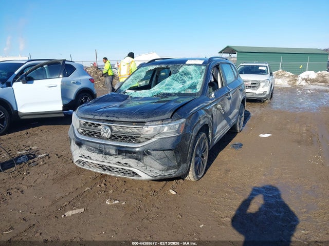 2022 VOLKSWAGEN TAOS 3VVCX7B20NM015040 Photo 1