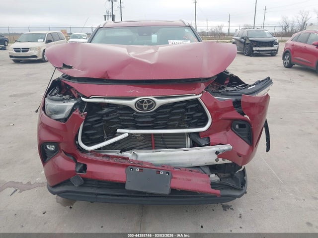 44388746 :رقم المزاد ، 5TDKDRAH2RS533290 vin ، 2024 Toyota Highlander Xle مزاد بيع