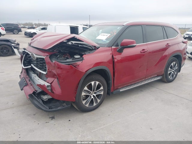 44388746 :رقم المزاد ، 5TDKDRAH2RS533290 vin ، 2024 Toyota Highlander Xle مزاد بيع