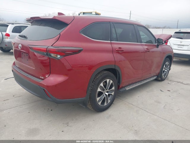 44388746 :رقم المزاد ، 5TDKDRAH2RS533290 vin ، 2024 Toyota Highlander Xle مزاد بيع