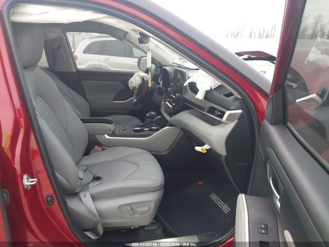 44388746 :رقم المزاد ، 5TDKDRAH2RS533290 vin ، 2024 Toyota Highlander Xle مزاد بيع