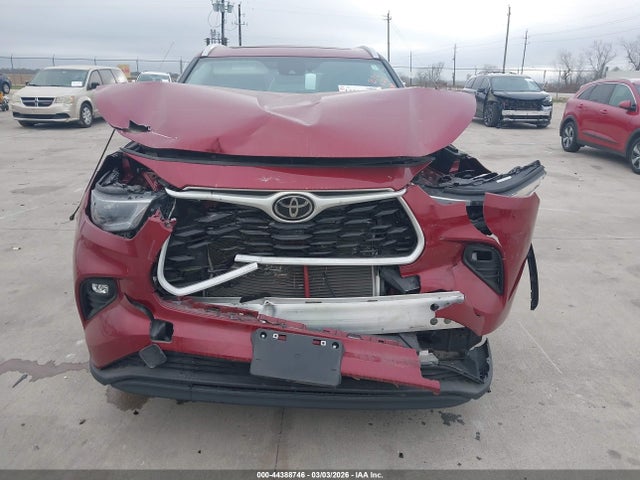 44388746 :رقم المزاد ، 5TDKDRAH2RS533290 vin ، 2024 Toyota Highlander Xle مزاد بيع