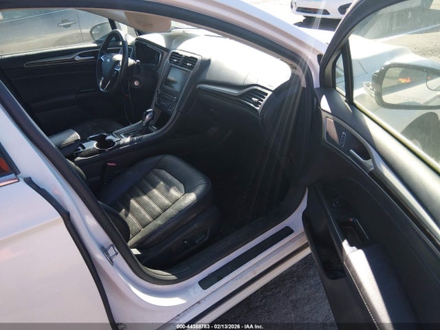 3FA6P0LU6GR215399 Ford Fusion Hybrid Se