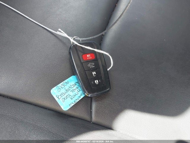 2021 TOYOTA RAV4 HYBRID 4T3B6RFV5MU042499 Photo 10