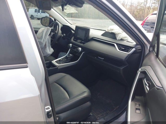 2021 TOYOTA RAV4 HYBRID 4T3B6RFV5MU042499 Photo 4