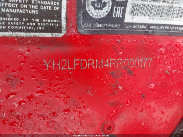 YH2LFDRM4RR000177 Lynx Rave Re 850