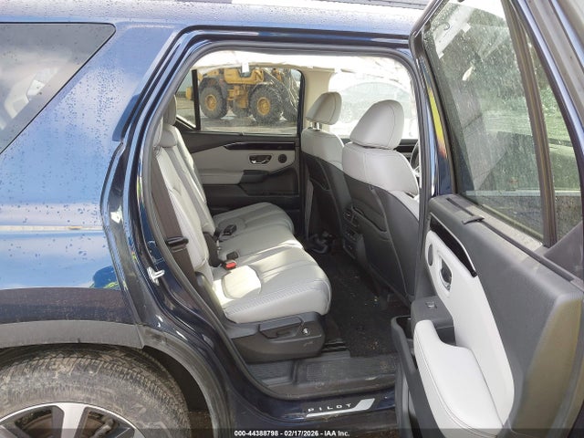 5FNYG1H75RB010642 Honda Pilot Touring