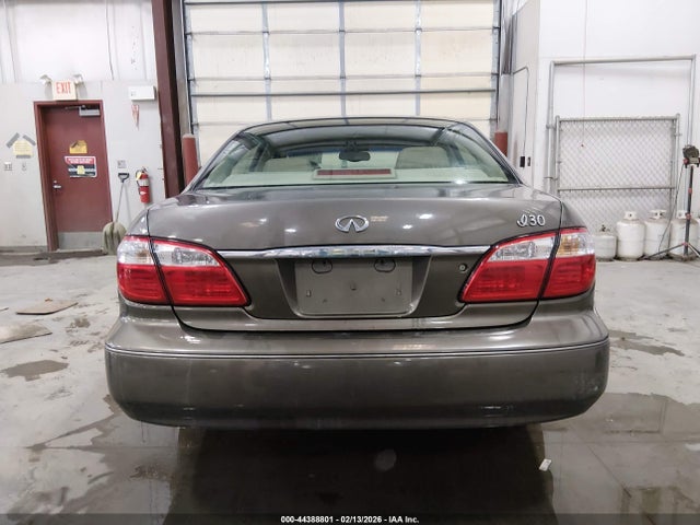 44388801 :رقم المزاد ، JNKCA31A51T002585 vin ، 2001 Infiniti I30 Luxury مزاد بيع