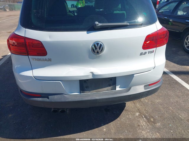 WVGAV7AX5FW602596 Volkswagen Tiguan Sel