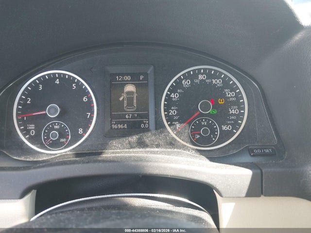 WVGAV7AX5FW602596 Volkswagen Tiguan Sel
