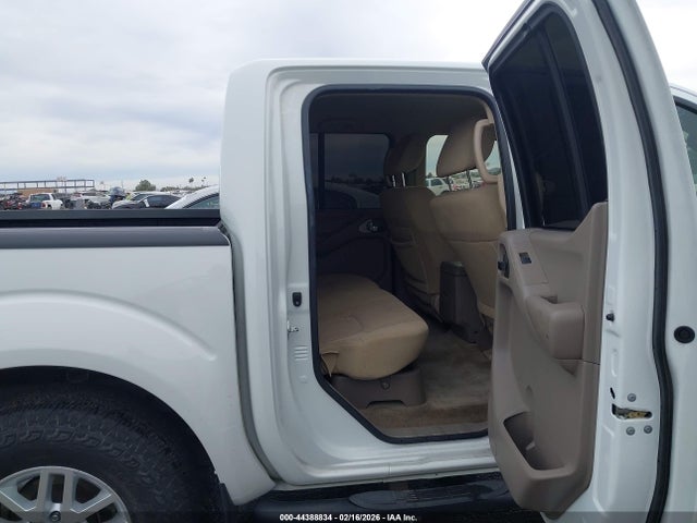 1N6AD0ER5JN739429 Nissan Frontier Sv