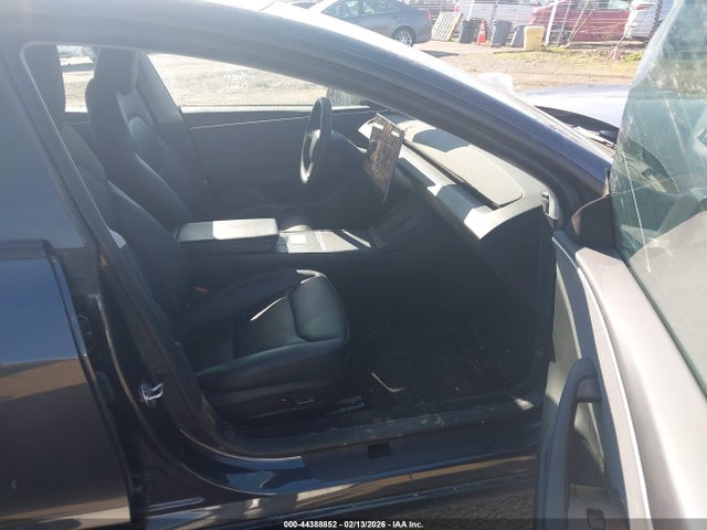 2024 TESLA MODEL 3 5YJ3E1EA4RF735911 Photo 4