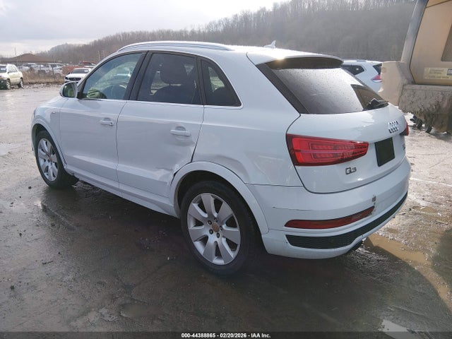 2016 AUDI Q3 WA1GFCFSXGR018304 Photo 2