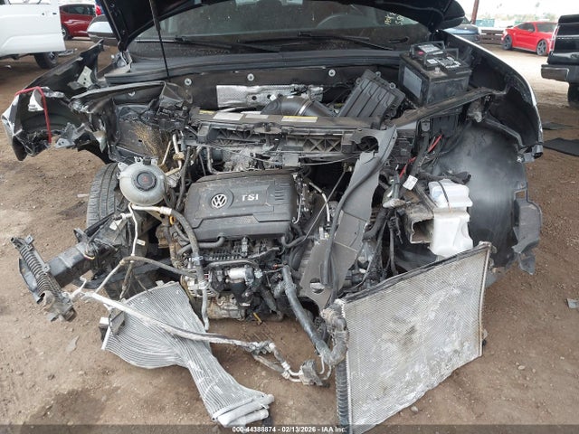44388874 :رقم المزاد ، 1V2DP2CA0MC580995 vin ، 2021 Volkswagen Atlas 2.0t Se مزاد بيع