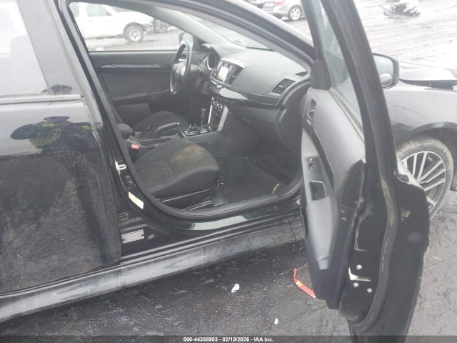 2017 MITSUBISHI LANCER JA32V2FW6HU009970 Photo 4