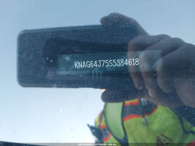 Продаж на аукціоні авто 2025 Kia K5 Gt-line, vin: KNAG64J75S5384618, номер лоту: 44388912