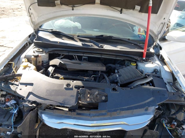 2011 Chrysler 200 Touring მანქანა იყიდება აუქციონზე, vin: 1C3BC2EBXBN617390, აუქციონის ნომერი: 44388920