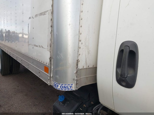 3HAEUMML3ML421382 International Mv