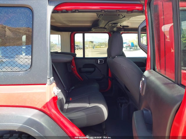 1C4HJXDG4NW203378 Jeep Wrangler Unlimited Sport S 4x4
