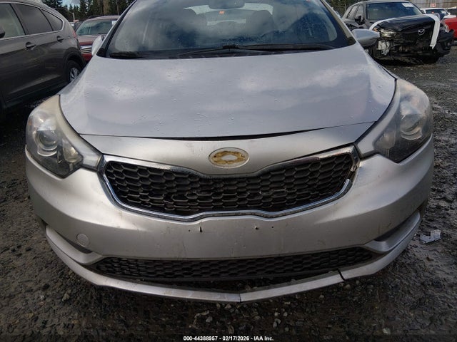 KIA FORTE LX 2016 KNAFX4A69G5535077 Image 19