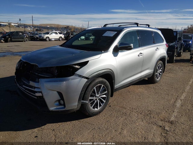 5TDJZRFH6KS573948 Toyota Highlander Xle