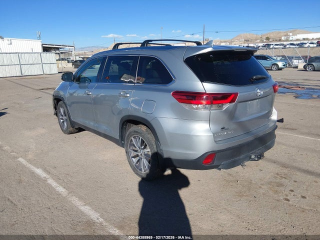 5TDJZRFH6KS573948 Toyota Highlander Xle