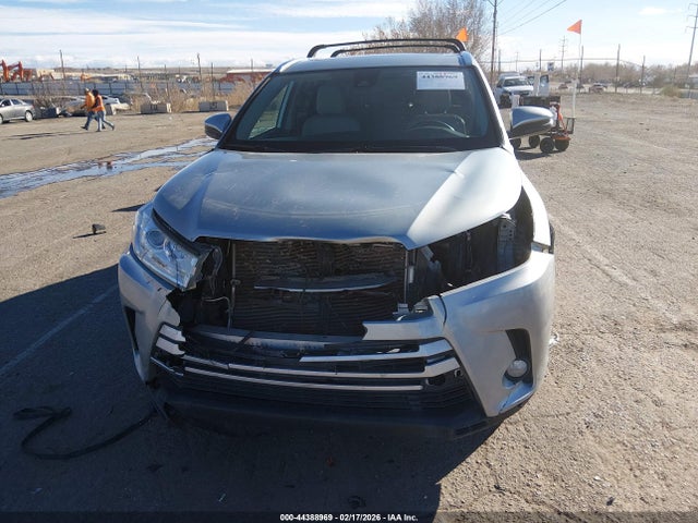 5TDJZRFH6KS573948 Toyota Highlander Xle