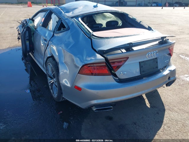 2016 AUDI A7 WAU2GAFC4GN026431 Photo 2