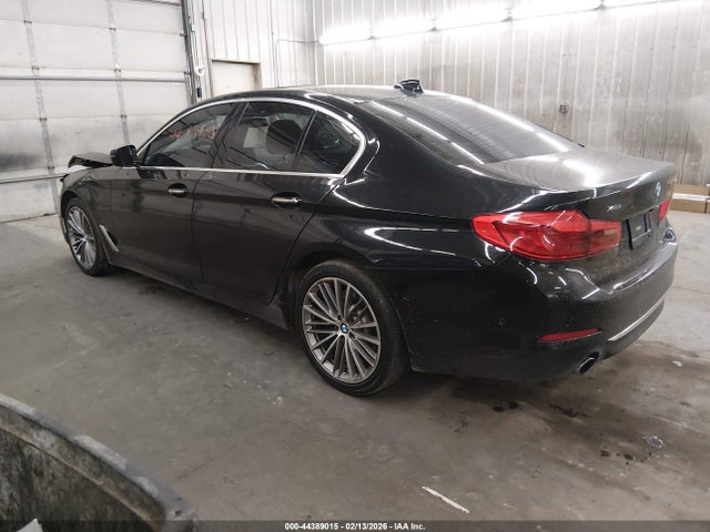 2017 BMW 530I WBAJA7C59HG457665 Photo 2