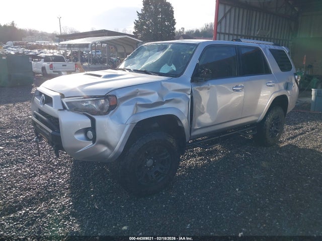 JTEBU5JR1E5167738 Toyota 4runner Trail