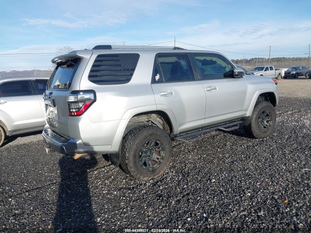JTEBU5JR1E5167738 Toyota 4runner Trail