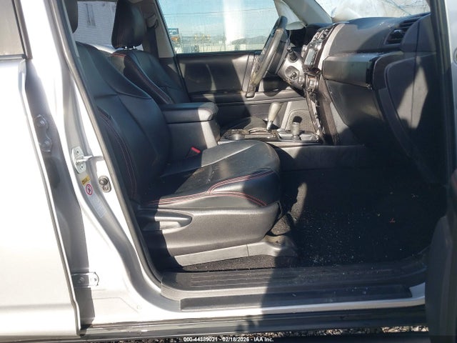JTEBU5JR1E5167738 Toyota 4runner Trail
