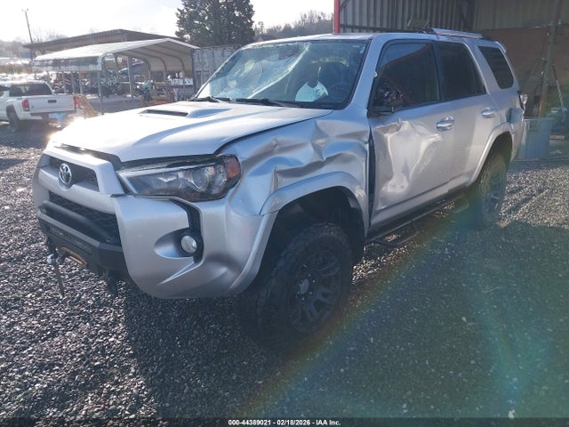 JTEBU5JR1E5167738 Toyota 4runner Trail