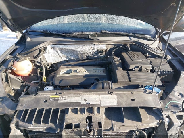 WVGBV7AX4GW612266 Volkswagen Tiguan R-line