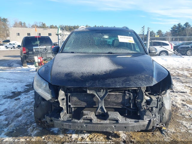 WVGBV7AX4GW612266 Volkswagen Tiguan R-line