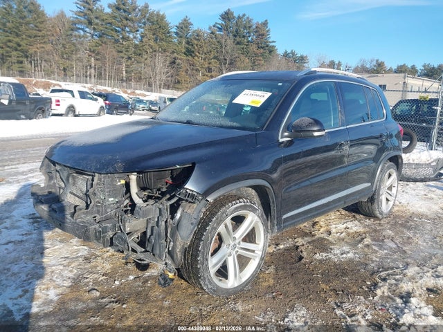 WVGBV7AX4GW612266 Volkswagen Tiguan R-line