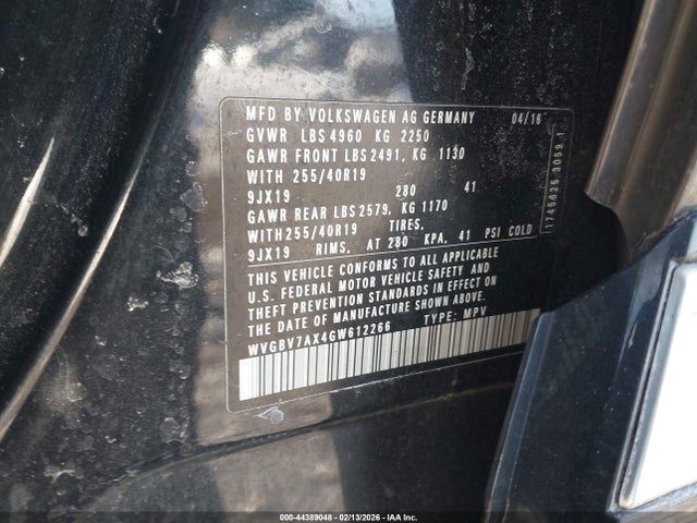 WVGBV7AX4GW612266 Volkswagen Tiguan R-line
