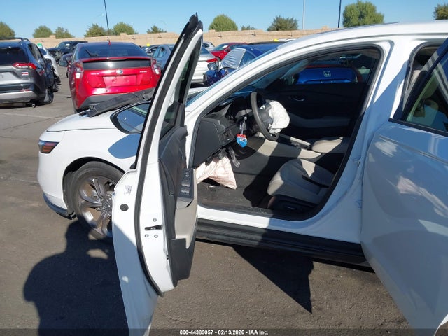 1HGCY1F38PA000637 Honda ACCORD EX