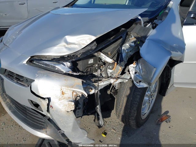 JTDKARFU7L3119428 Toyota Prius Le