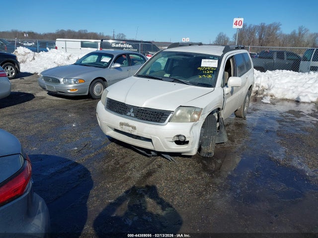 2011 MITSUBISHI ENDEAVOR 4A4JM2AS3BE015191 Photo 1