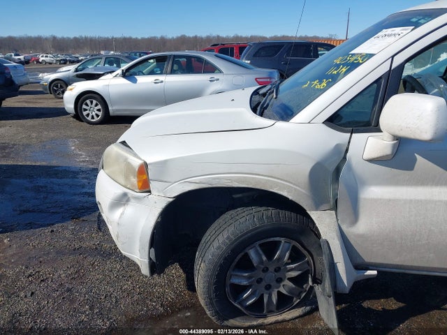 2011 MITSUBISHI ENDEAVOR 4A4JM2AS3BE015191 Photo 5