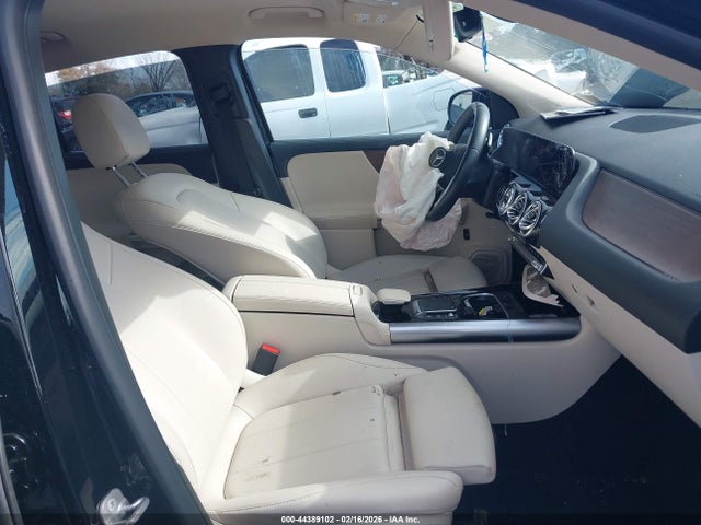 2023 MERCEDES-BENZ GLA 250 W1N4N4HB2PJ516938 Photo 4