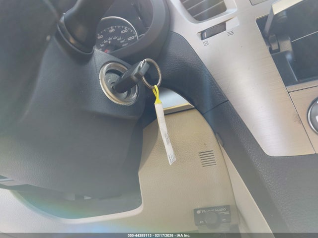 Subaru Outback 2.5i Premium 2014 4S4BRBCC1E3310045 Image 11