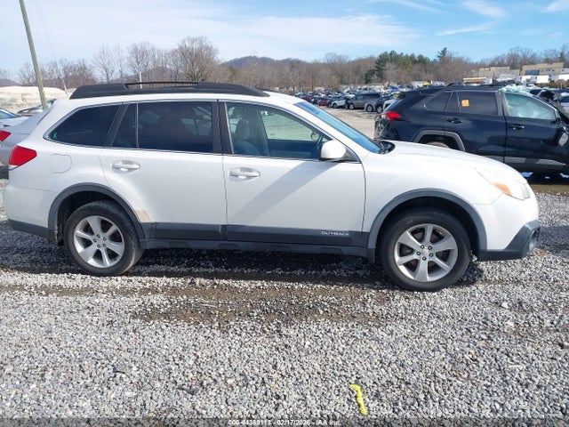 Subaru Outback 2.5i Premium 2014 4S4BRBCC1E3310045 Image 13