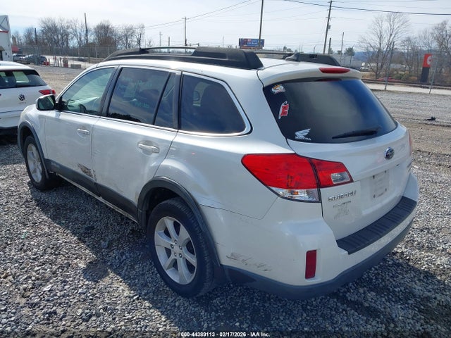 Subaru Outback 2.5i Premium 2014 4S4BRBCC1E3310045 Image 3